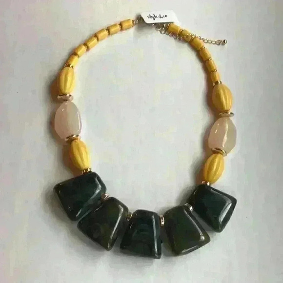 Style & Co new Gold Tone Statement Beaded Necklace - Picture 2 of 8